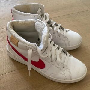 Nike Court Royale 2 Mid white sneakers hi tops